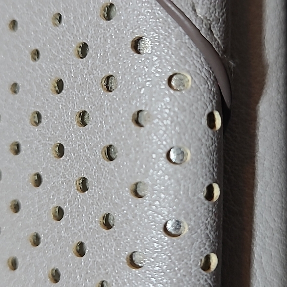 Jessica Simpson Applique Design Faux Leather Leopard Print Interior Wallet - Picture 3 of 12